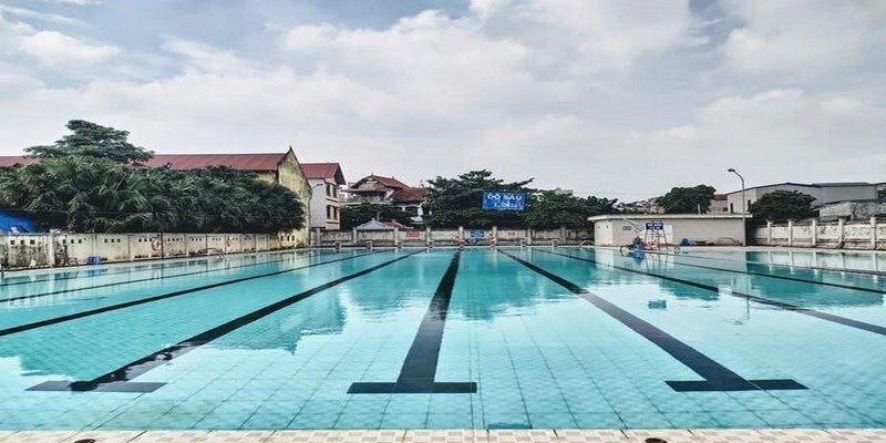 Bể bơi Dương Nội là địa điểm bơi lý tưởng