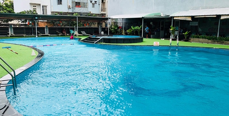 Hồ bơi chung cư Phú Thạnh thuộc quận Tân Phú, tp Hồ Chí Minh
